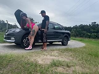 Her car broke on the road, I helped, she paid with pussy in forest