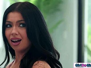 Sorority Babe Craves Lesbian Facesitting Threesome