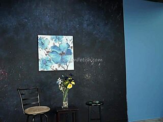 Behind The Scenes, A Fetish Model Teases With Balloons Backstage