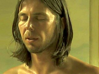 Intimate Yoni Massage for Deeply Connected Lovers