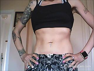 Chantal’s Tonic Muscles Shine in Sexy Homemade Fitness Display