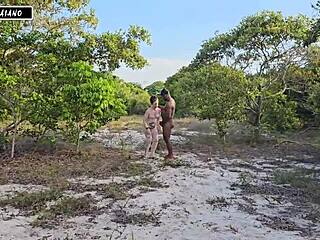 Garota offers herself to a hung stud from the amazon forest for wild anal riding