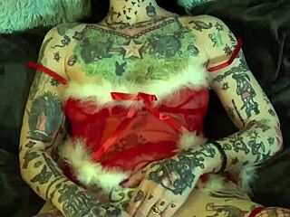 Cherry kiss and anna di lesbian threesome