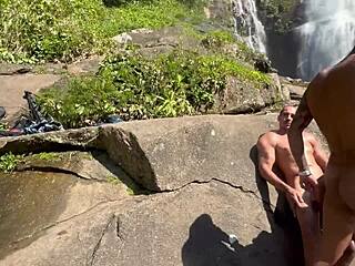 Pretinha 18 Fucked Outdoors At Waterfall