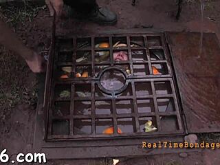 Watch intense fucking and sucking in this hardcore sadomasochism porn!