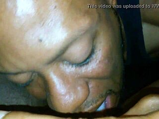 Ebony Amateur Begs for Pussy Eating in Homemade Clip