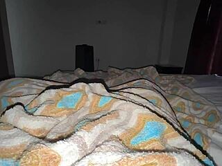 me encanta meterme los dedos en la ma�ana antes de irme a la universidad