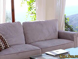 Stepdaughter Receives Cum In Mouth During Oral Taboo