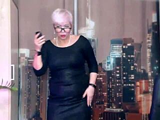 Hey, StepMom, Show Off That Bikini Body for the Contest!