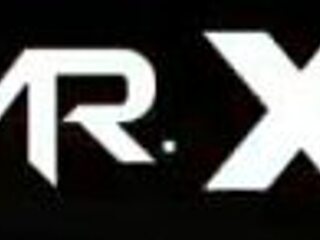 I watch monroe heat up the stage in episode two