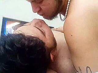 Palos Mañaneros Ep1: Colombian Mexican Gay Series