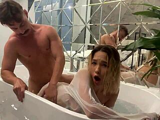 smoking hot lady loves to get spanked and whipped and her partners treatment