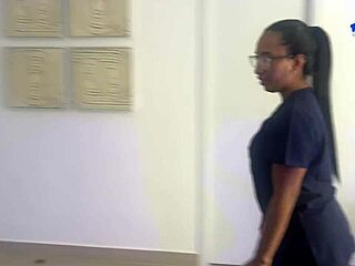 Happy Ending Massage With Risky Cum On Brunette Latina's Big Ass