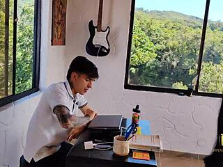 Wow! Profesora Antonella Bangs Young Student for a Lesson!