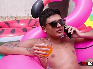 Novinho paid me to fuck his ass