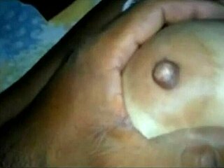 देसी आंटी पति के दूर जाते ही चुदाई, फुल वीडियो डिस्क्रिप्शन में