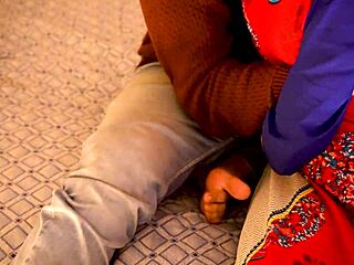 Indian Housewife Creampied On Bed