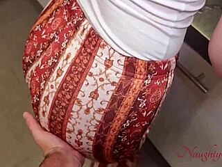 हमेशा काम के बाद मेरी गर्म क्लीनर लेडी को चोदता हूँ