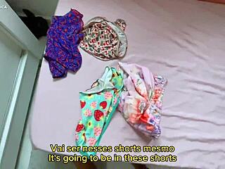 This maid’s huge butt drives me crazy with desire