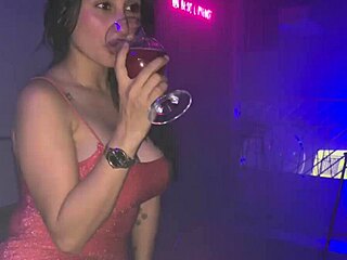 GIRL GETS ASS FUCKED AND PUSSY LICKED AFTER LEAVING DISCO