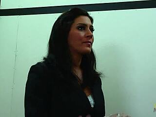 ELEVATOR STOP WHERE THIS BRUNETTE MILF USED FOR A HOT COCK FUCK