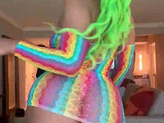 Moee Baby Twerking That Big Ass For Days With Gibby The Clown