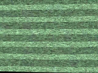 अरे, अभी चुनो: 10 सेकंड जेल में या वाइल्ड थ्रीसम!