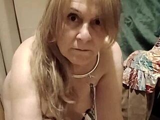 Worship me, slave, as your French dominatrice goddess