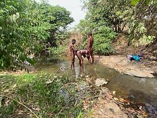 Curvy Ebony Babe Flashing Her Body by the Stream