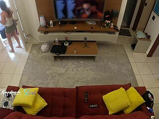 Hot wife Thay Ksada lets delivery man suck her on sofa, recognized instantly.