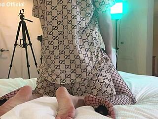 Who’s This Rapper Drilling a Blonde TS in Wild Action Tonight?