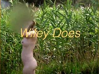 Young wife flashes nude outdoors first time