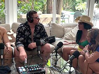 Swinging with Abi James and Sunni Daize