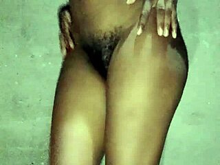 Man, this African amateur babe cums twice in hot action