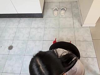 Novice real estate agent fucks client to seal first house deal