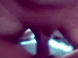 Garoto Novinho Perdendo A Virgindade Com Minha Esposa Ele Encheu A Buceta Dela De Porra