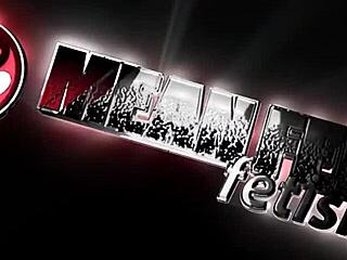 feeling kitty quinn's huge ass on face