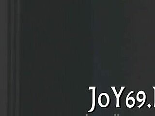 Solo gal, umm, gets that vibrator workin’ real good!