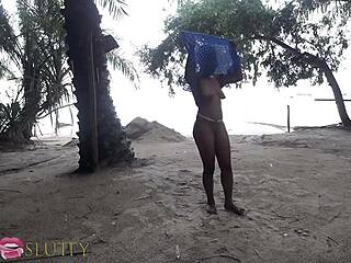 Found amateur ebony woman for homemade scene