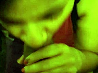 Seema bhabhi having a moment with her boyfriend