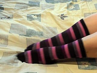 my neighbor jerked me off with her feet, it felt so sensual and hot