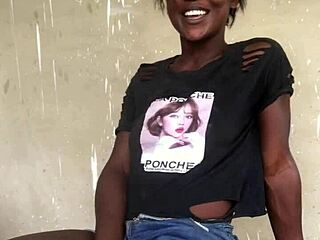 Wife topless, sneaky blowjob at beach