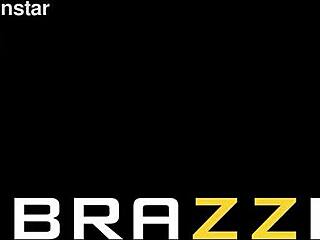 Caught Peeping On Camgirl Cubbi Thompson