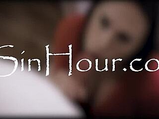 My ex-wife spreads her ass and shows pink pussy 😍