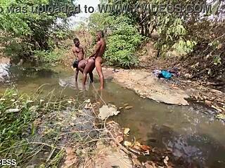 Check out this busty big booty cutie giving blowjob 😘