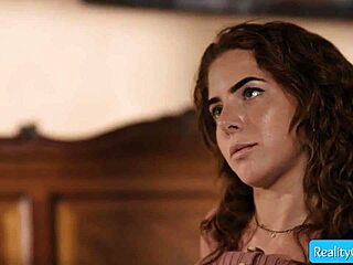 super sexy brunette milf nympho