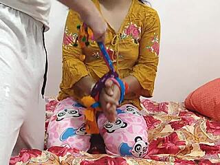 Indian desi girlfriend outdoor sex fucking with hotel room