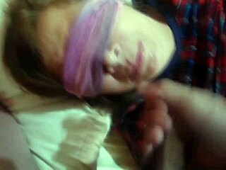 I Cum Four Times in Stepmom’s Mouth and Face