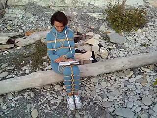 Blonde MILF, do you enjoy riding daddy's dick?