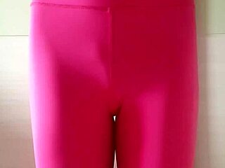 Nasty Secretary Vicky Vette Sucks Cock